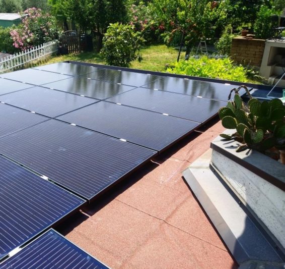 Produrre energia di giorno e consumarla la sera? E’ possibile. E’ facile.